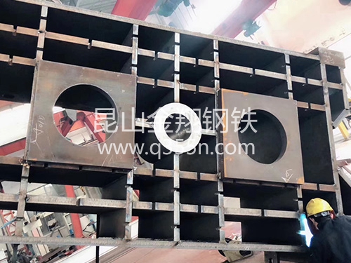廠房設(shè)備